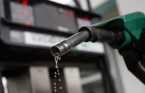 Economic Alarm: Experts Warn Petrol Could Hit ₦1,500/Litre as Global Crude Surges Past $105