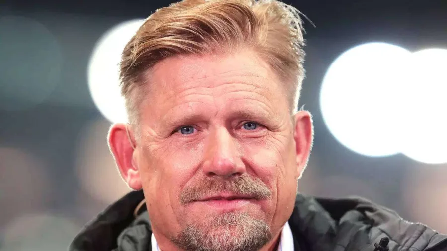 EPL: Schmeichel names 3 players that caused Man United’s 2-0 loss to Hull City