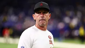 49ers’ Kyle Shanahan Makes Brief Appearance At Training Camp After Car Crash