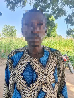 Man arrested in Adamawa for allegedly stabbing wife