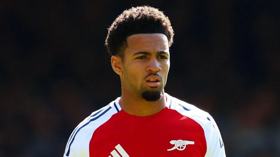 Transfer: Romano reveals implications of Arsenal recalling Nwaneri from Dortmund