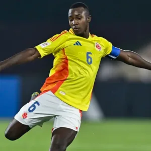 Transfer: Man Utd sign Orozco as Arsenal confirm deal for Gale