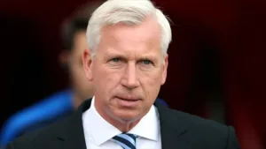 Transfer: ‘Done deal, what a signing’ – Alan Pardew on Arsenal’s move for Vinicius