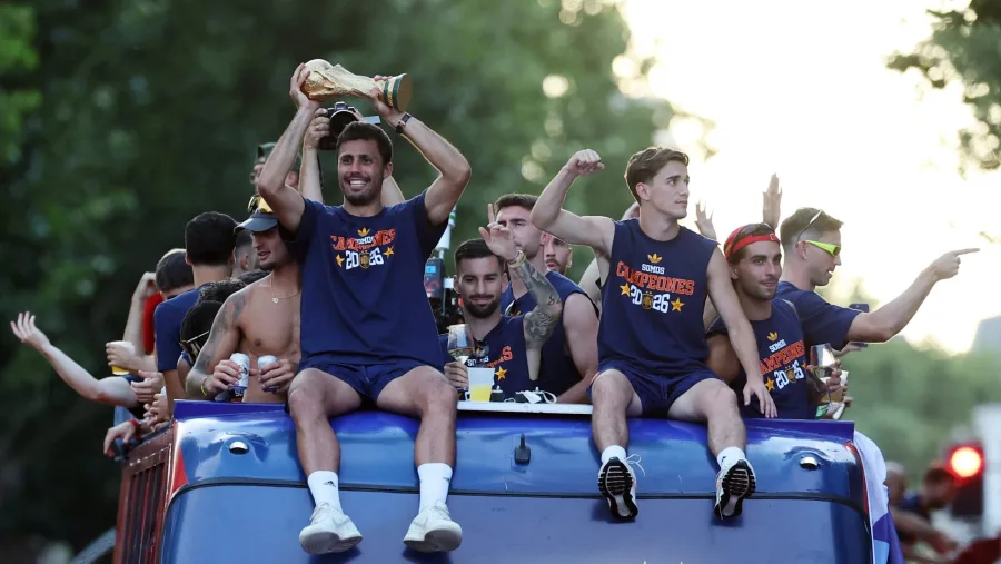 Spain's World Cup Parade Highlights, From Yamal And His Brother To Joyful Fans