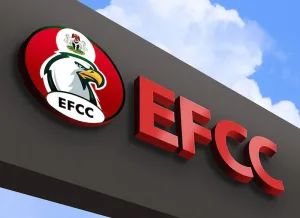Lagos: EFCC arrests over 20 suspects during Lekki apartment raid