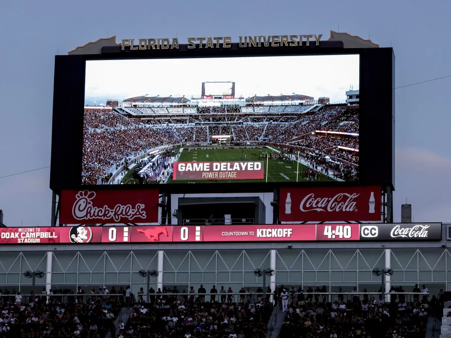 SMU-Florida State Kicked Off With Only Some Lights, No Replay After Power Outage