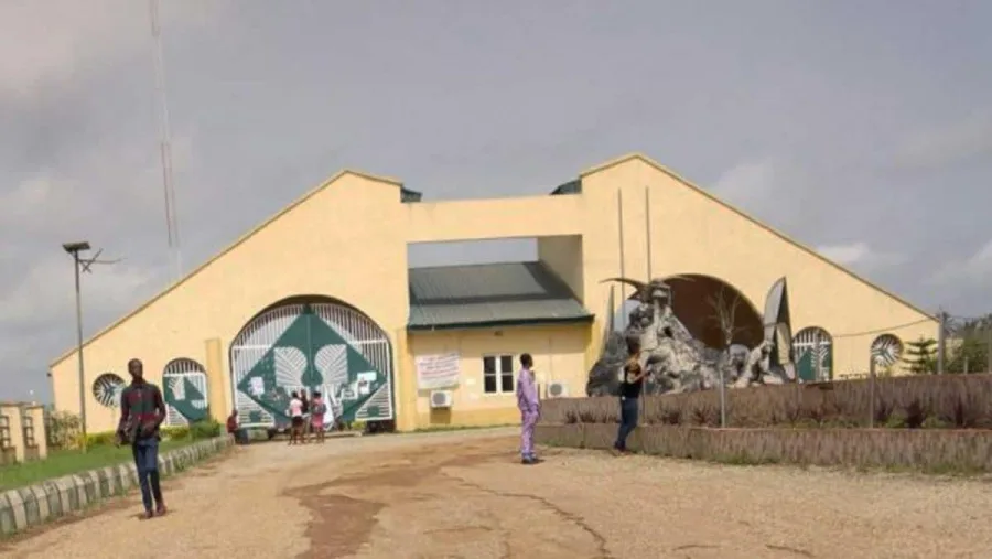 FUOYE staff, students resist arrest of VC