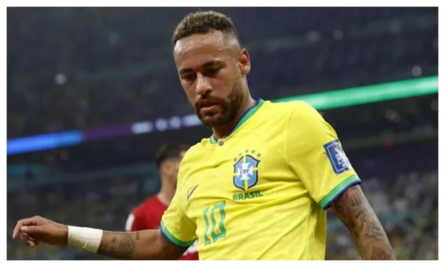 Neymar becomes first player to be forced to leave pitch in new time-wasting rule