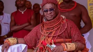 Oba of Benin suspends royal praise singers over performance at Igbinedion’s birthday