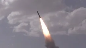 US strikes Iranian rocket launchers on Larak Island